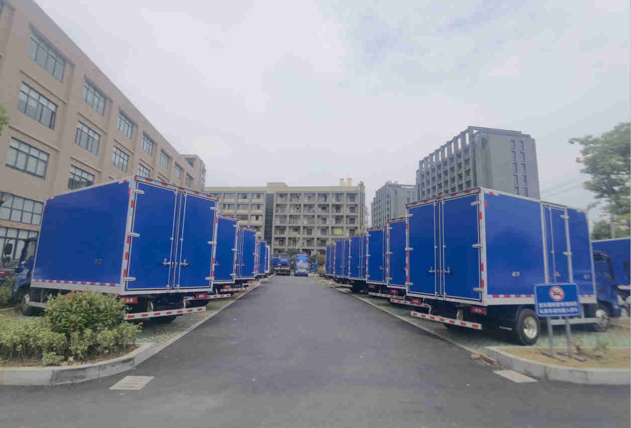 Композитният панел Hangzhou HolyCore PP Honeycomb е лек материал, който е под...